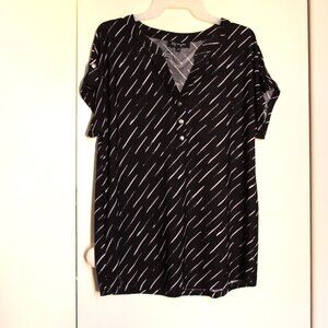 Lily Morgan Short Sleeved Black Top With White Rain Pattern, XL